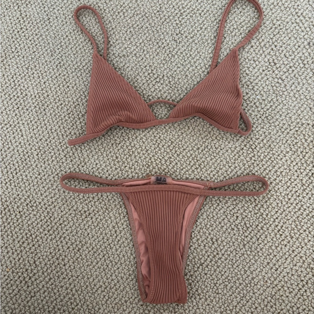 MINIMALE ANIMALE Ribbed Bikini - Picture 6 of 8